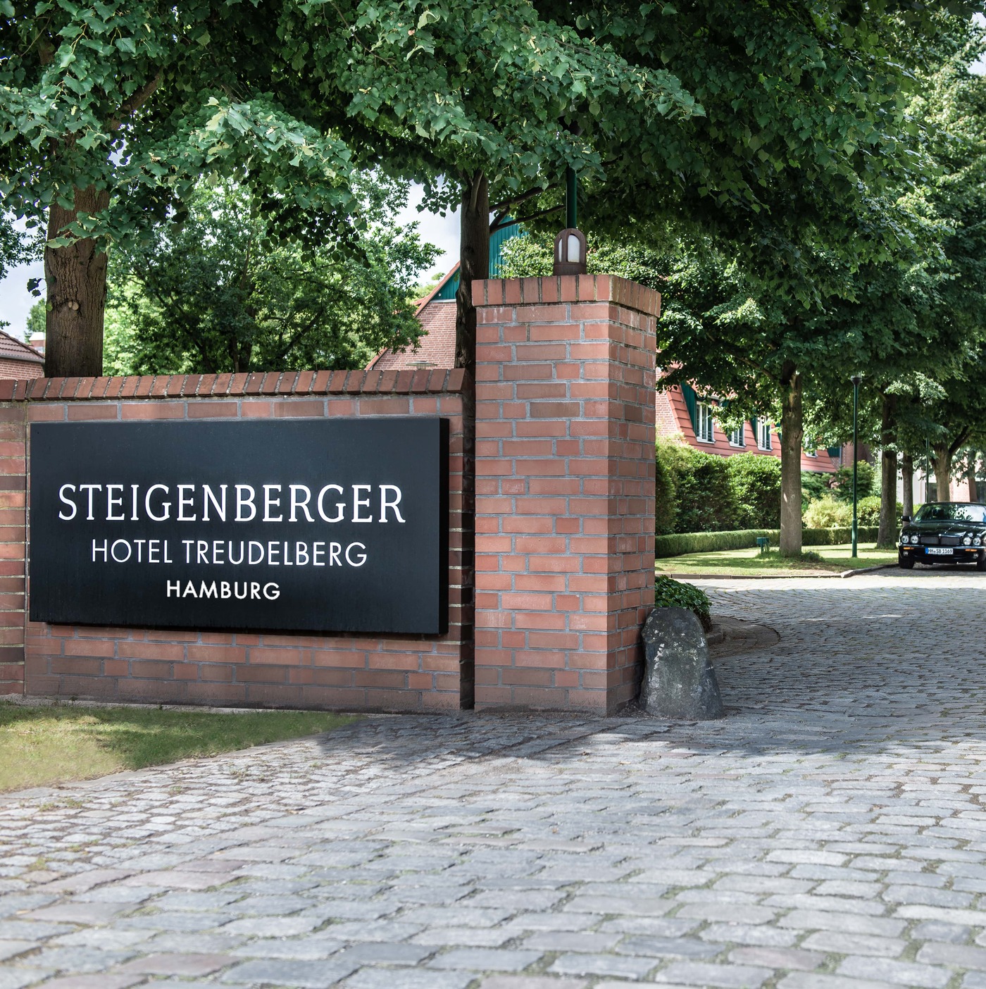 Steigenberger Hotel Treudelberg